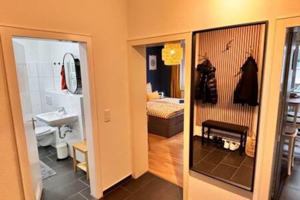 Modern & Stilvoll Mit Kino - Wii Apartment Есен Екстериор снимка