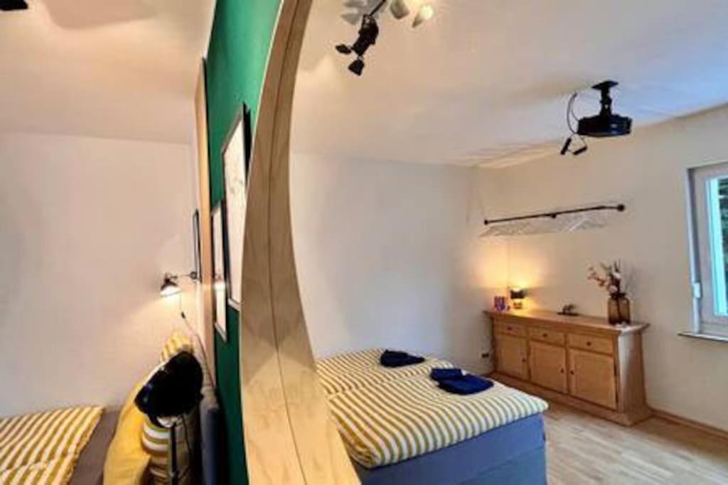 Modern & Stilvoll Mit Kino - Wii Apartment Есен Екстериор снимка